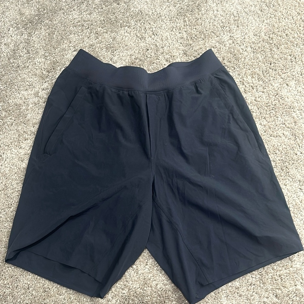 Men’s lululemon shorts